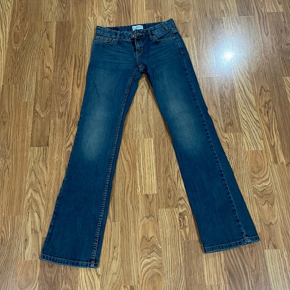 Aeropostale boot cut jeans size small or 0-4 - Picture 1 of 3